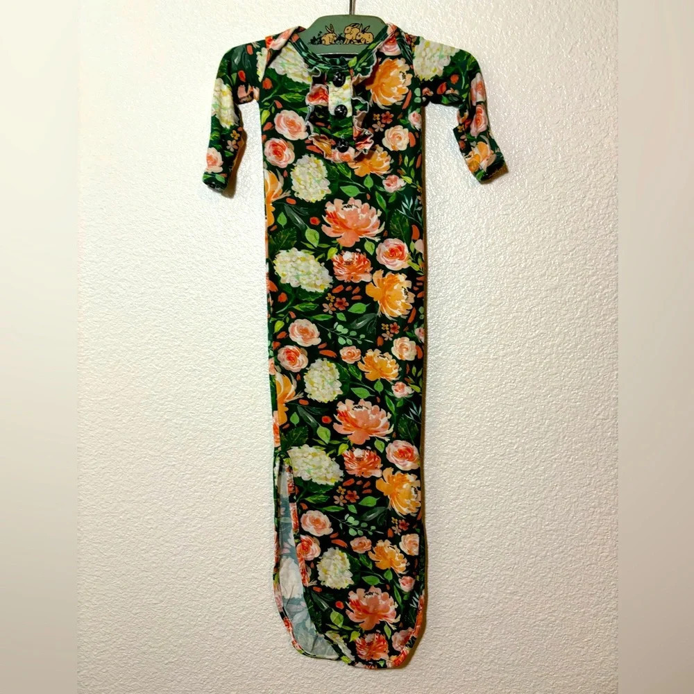 Gigi & Max Floral Newborn Sleeper PJs One Piece Sz NB | baby | ruffles | button